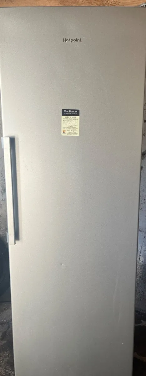 Hotpoint Fridge - Large - Image 3
