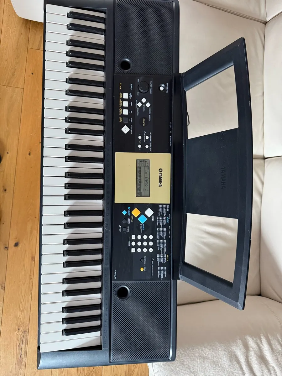 Yamaha Digital keyboard - Image 1