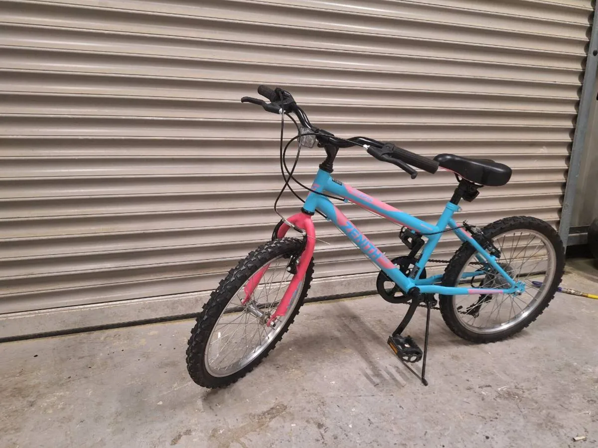 Kids bike - Image 3