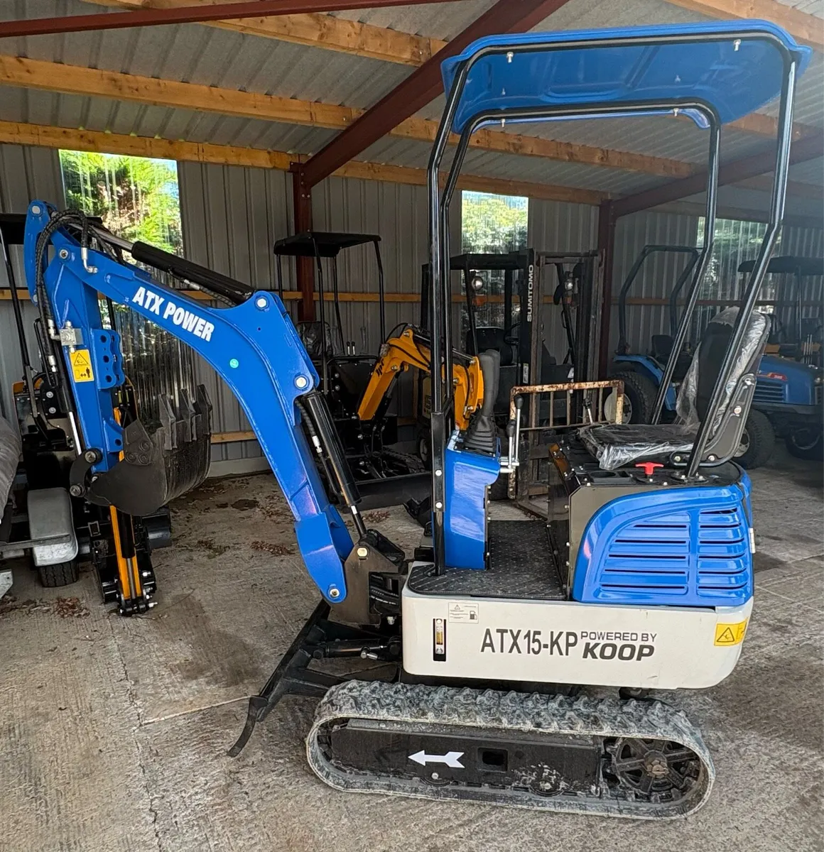 ATX 1.5 Ton Mini Digger Diesel . Swing Boom 2026 - Image 1