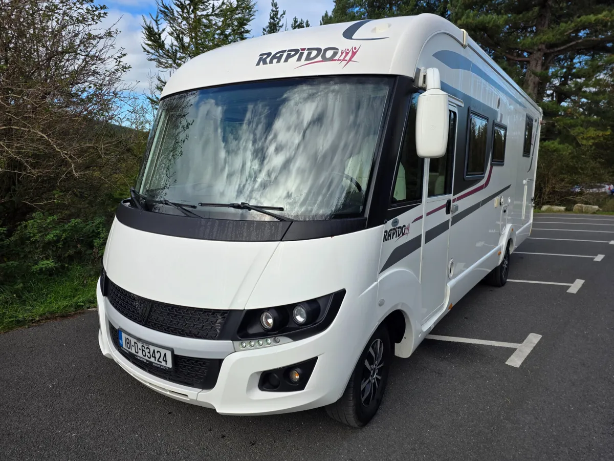 2018 RAPIDO 896F A-CLASS ISLAND BED AMAZING CAMPER - Image 2