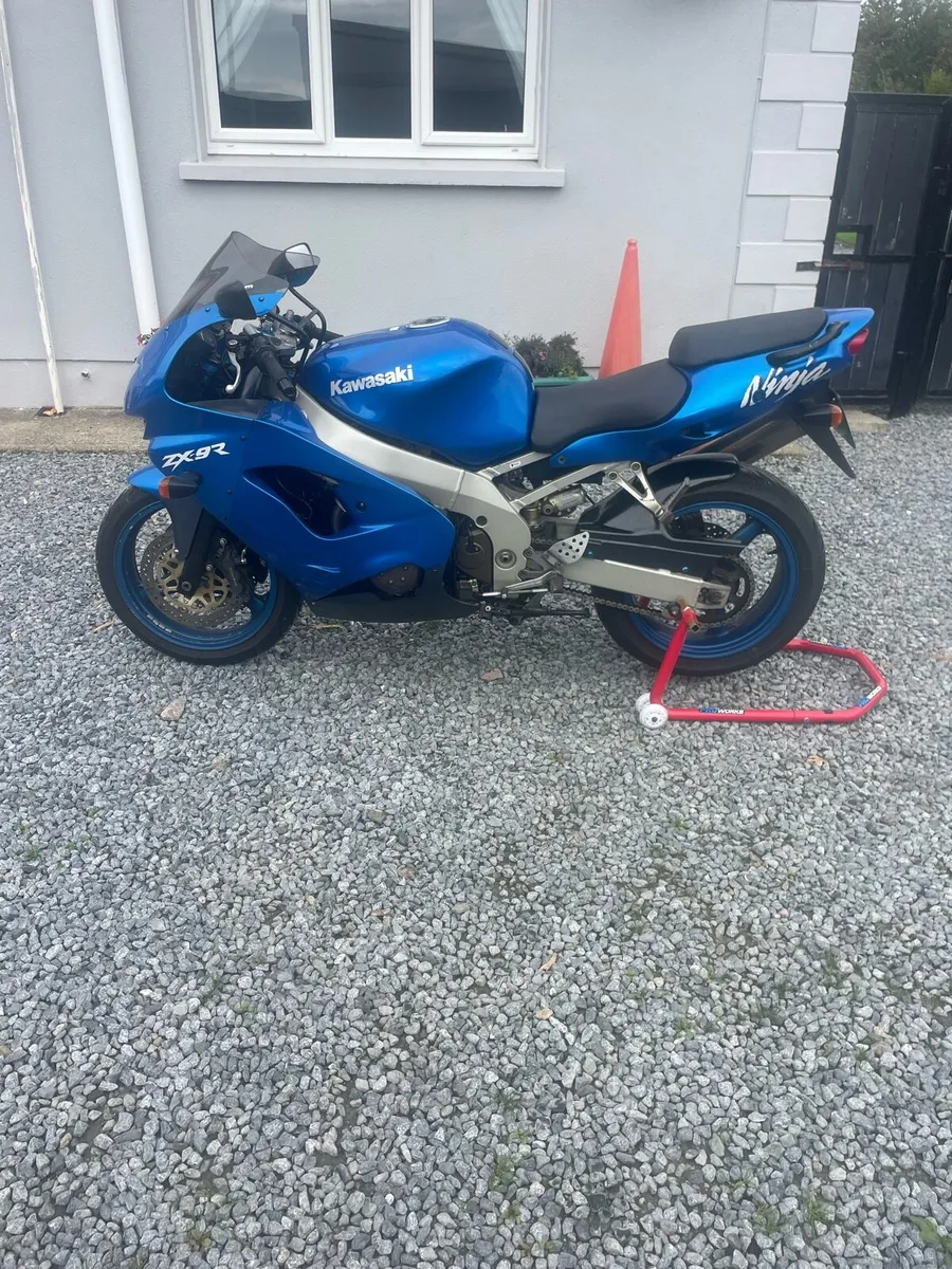 Kawasaki zx9 - Image 1
