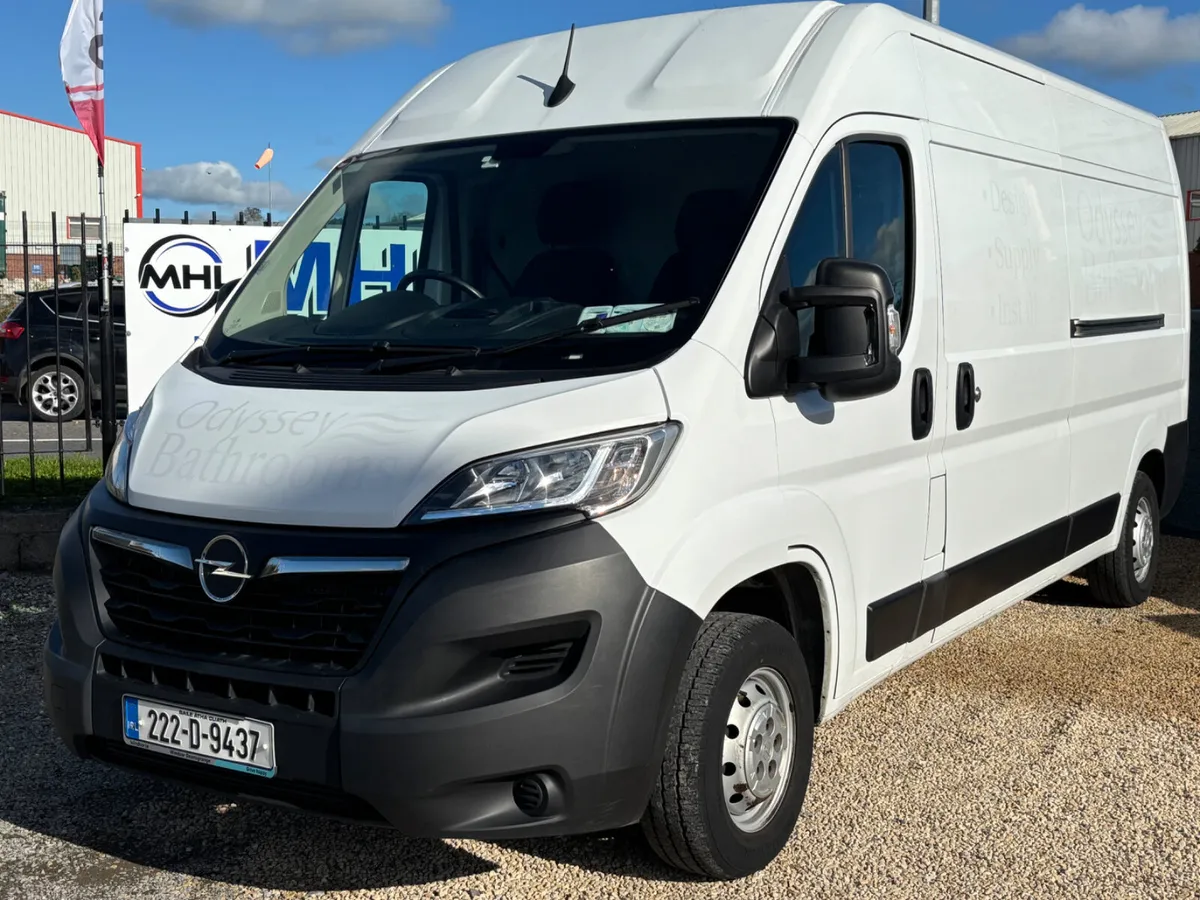 Opel Movano 2022 One Owner low kms - Image 3