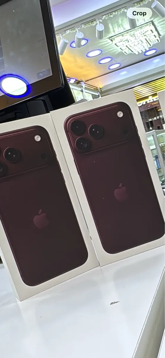 😍iPhone 18 promax 256GB new 1 year apple warranty - Image 2