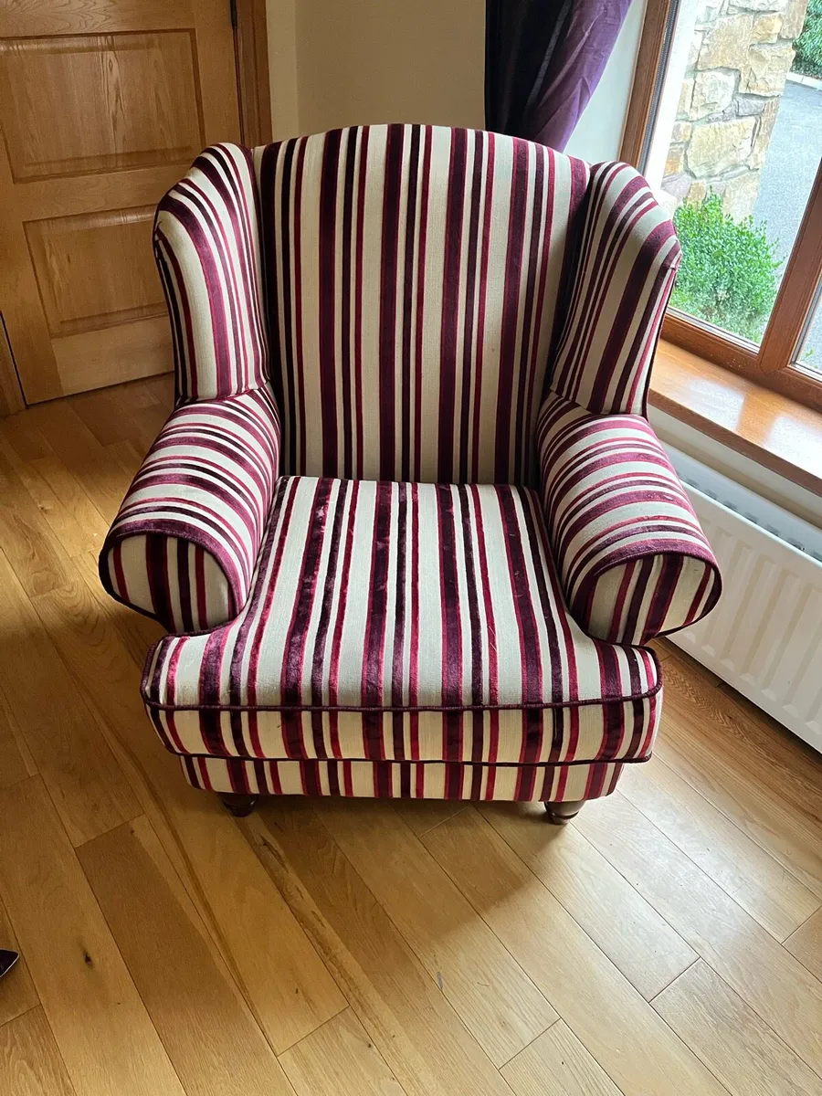 Sofa and 2 armchairs - Image 2