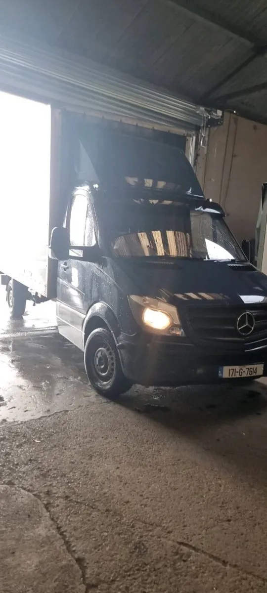 Mercedes sprinter box van - Image 3