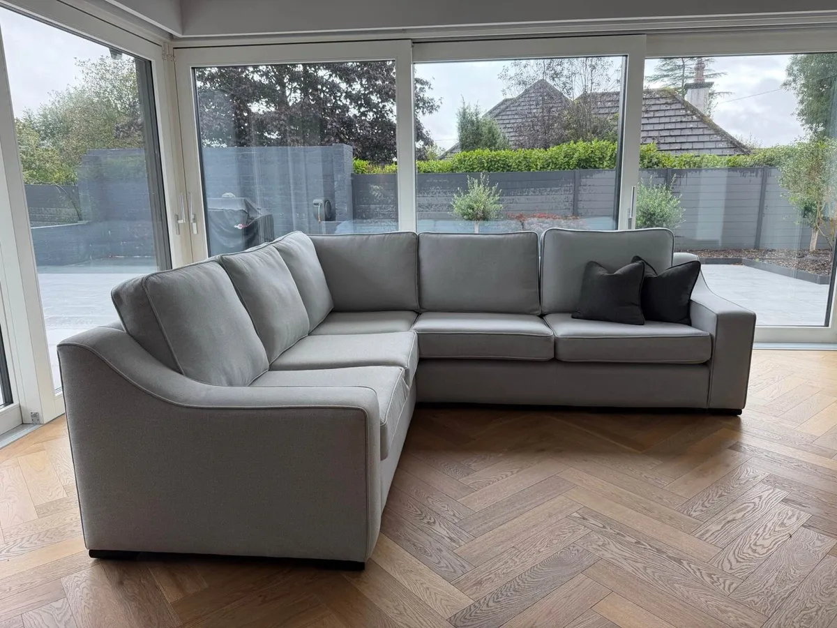 Bespoke L-Shaped Corner Sofa – 5 Seater – As New - Image 2