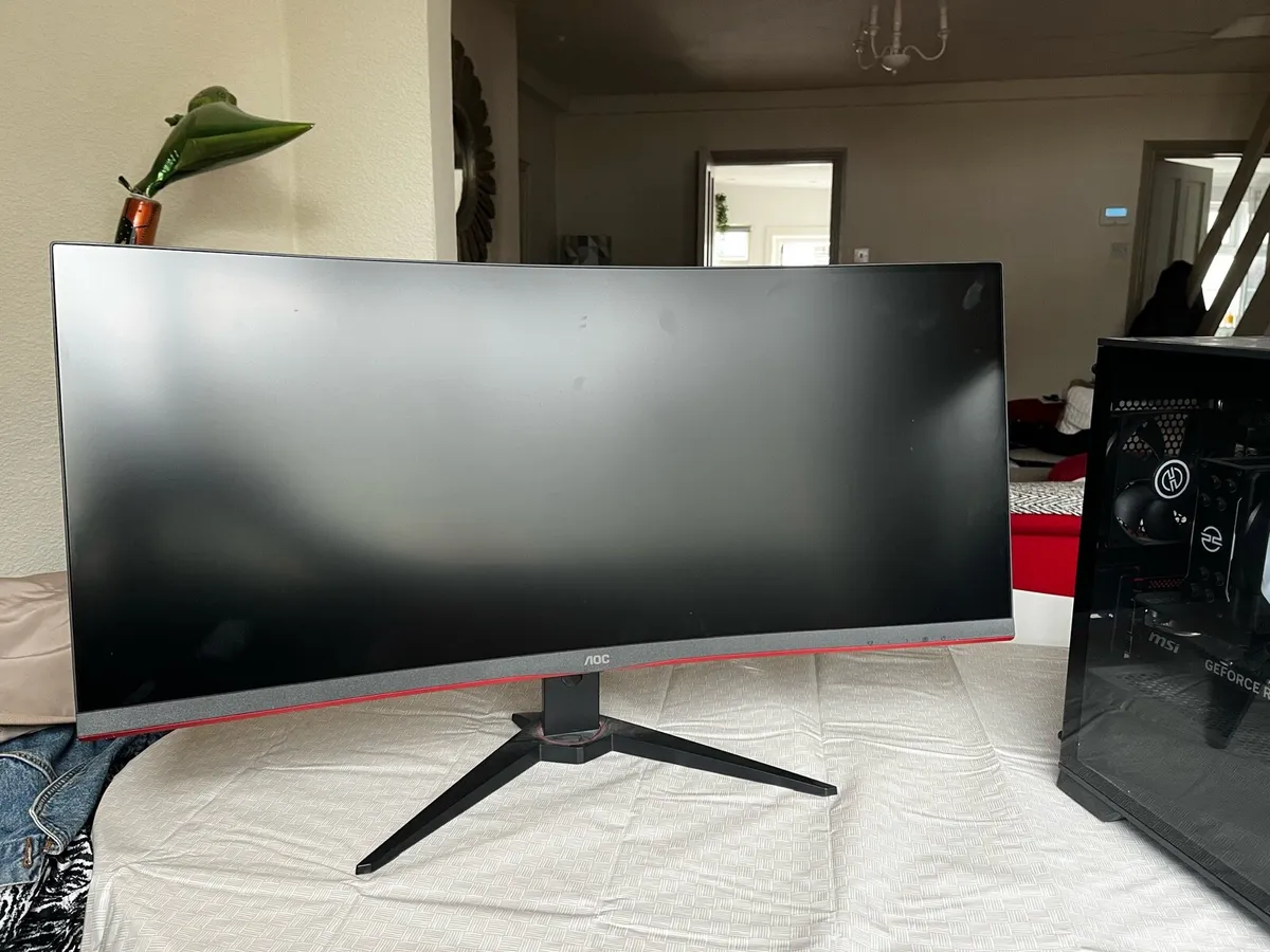 Pc and 4k Monitor for sale - Image 1