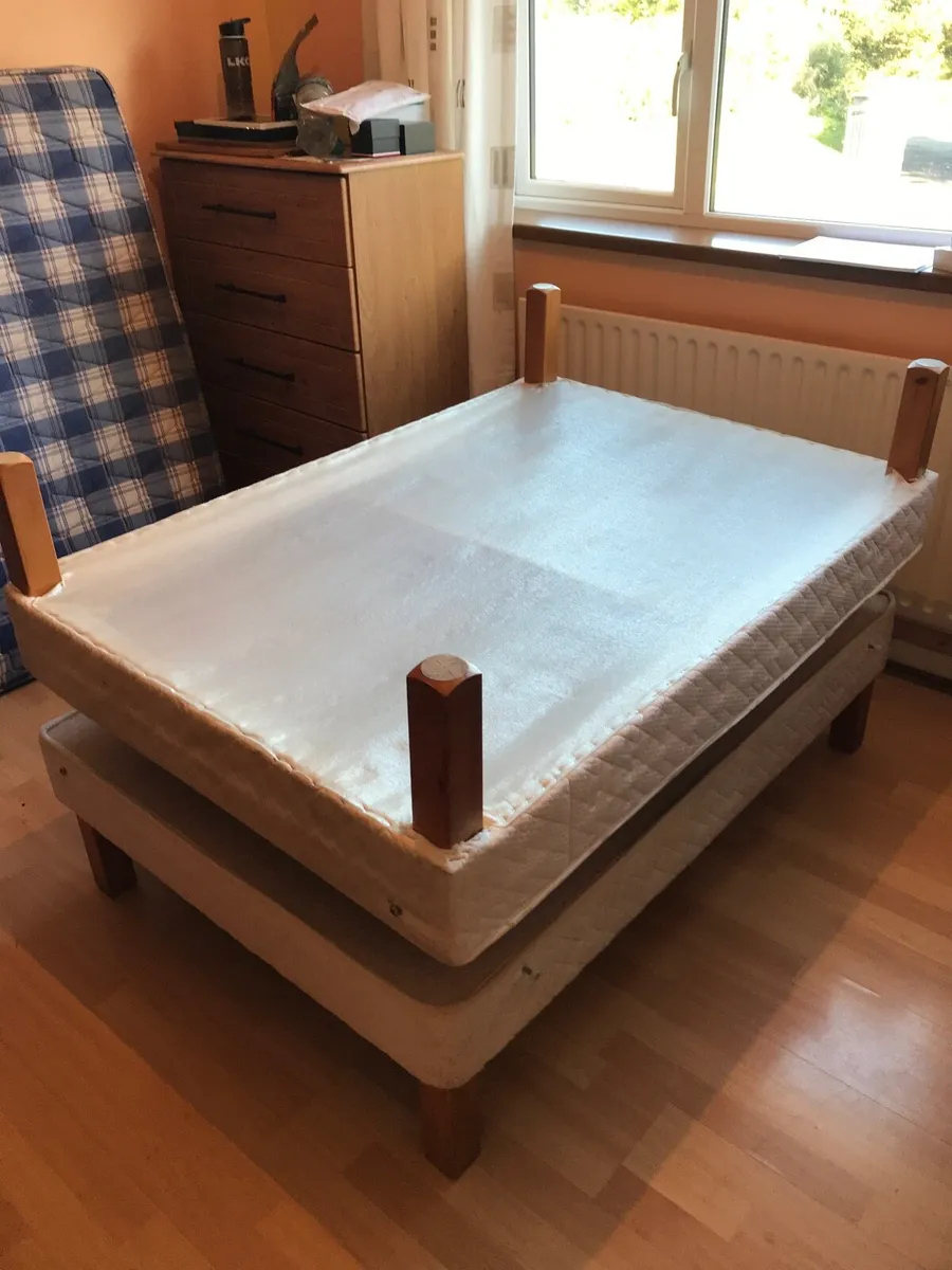 Complete bed - Image 1