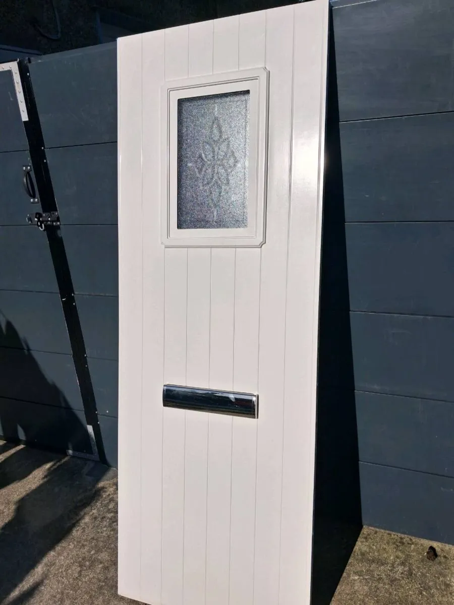 Door panel - Image 1
