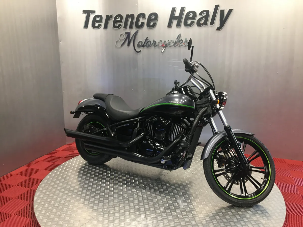2013 Kawasaki VN900 CUSTOM - Image 1