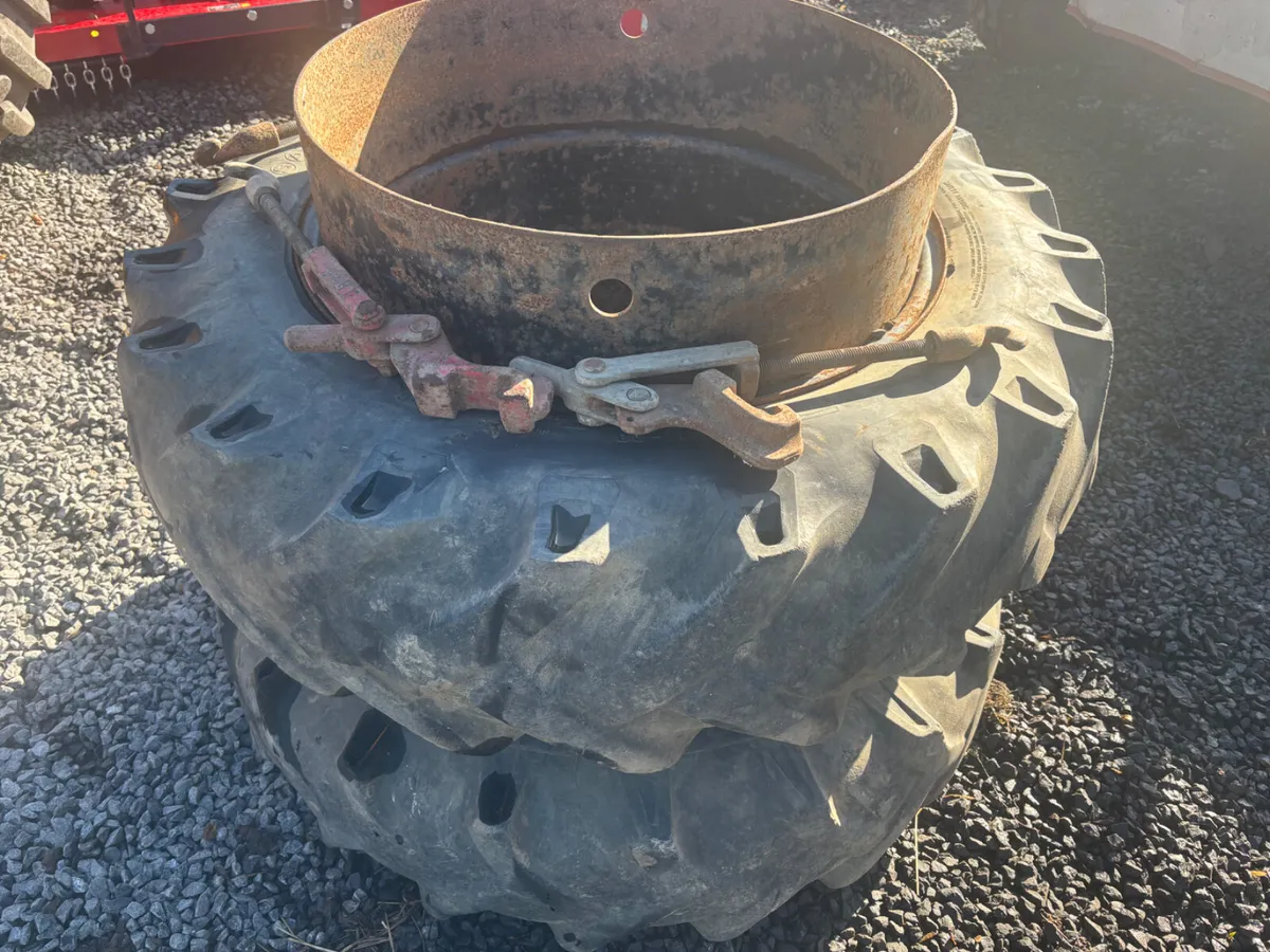 Stock dual wheels 12.4/11-28 & clamps - Image 1