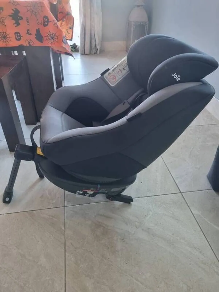 car seat joie spin me 360 - Image 2