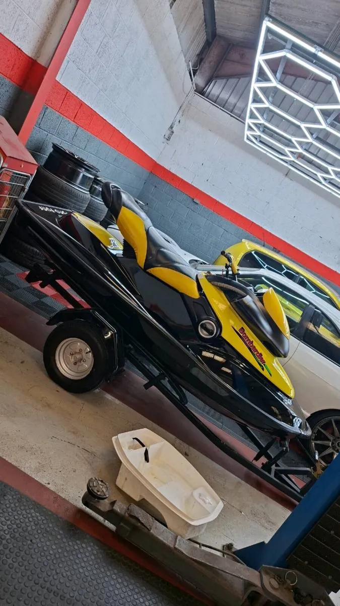 Jetski bombardier 1998 - Image 1