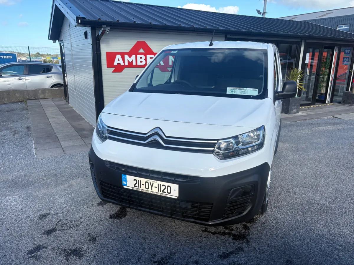 2021 Citroen Berlingo 1.5 BlueHDi 75 LX Manual - Image 2