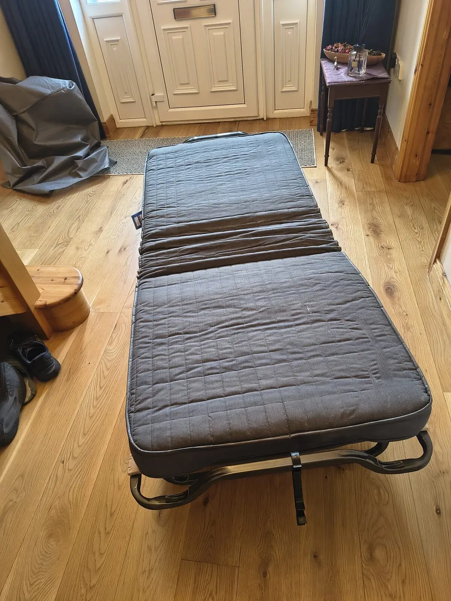 Folding single bed - Image 3