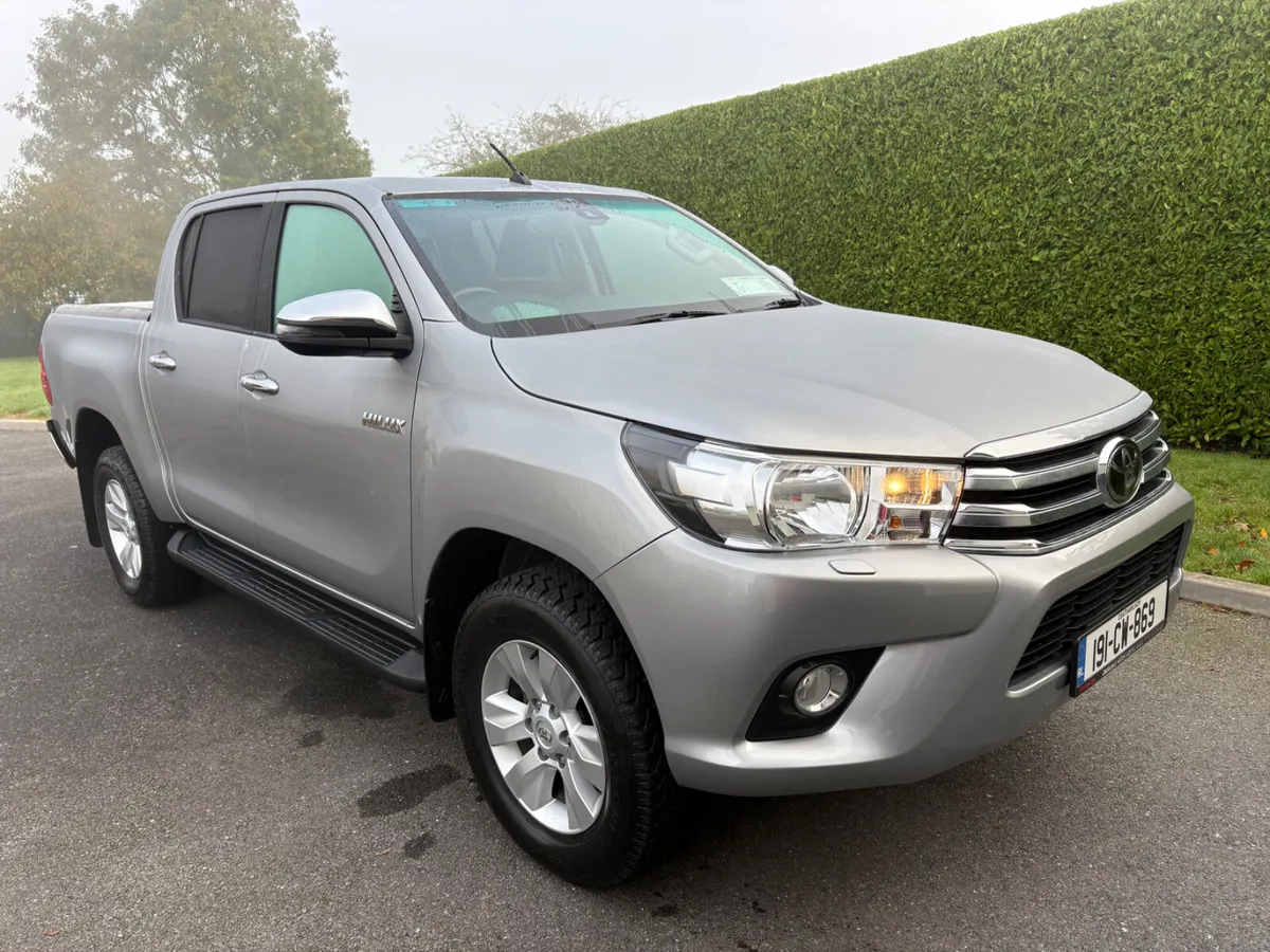 Toyota Hilux 2019 - Image 2