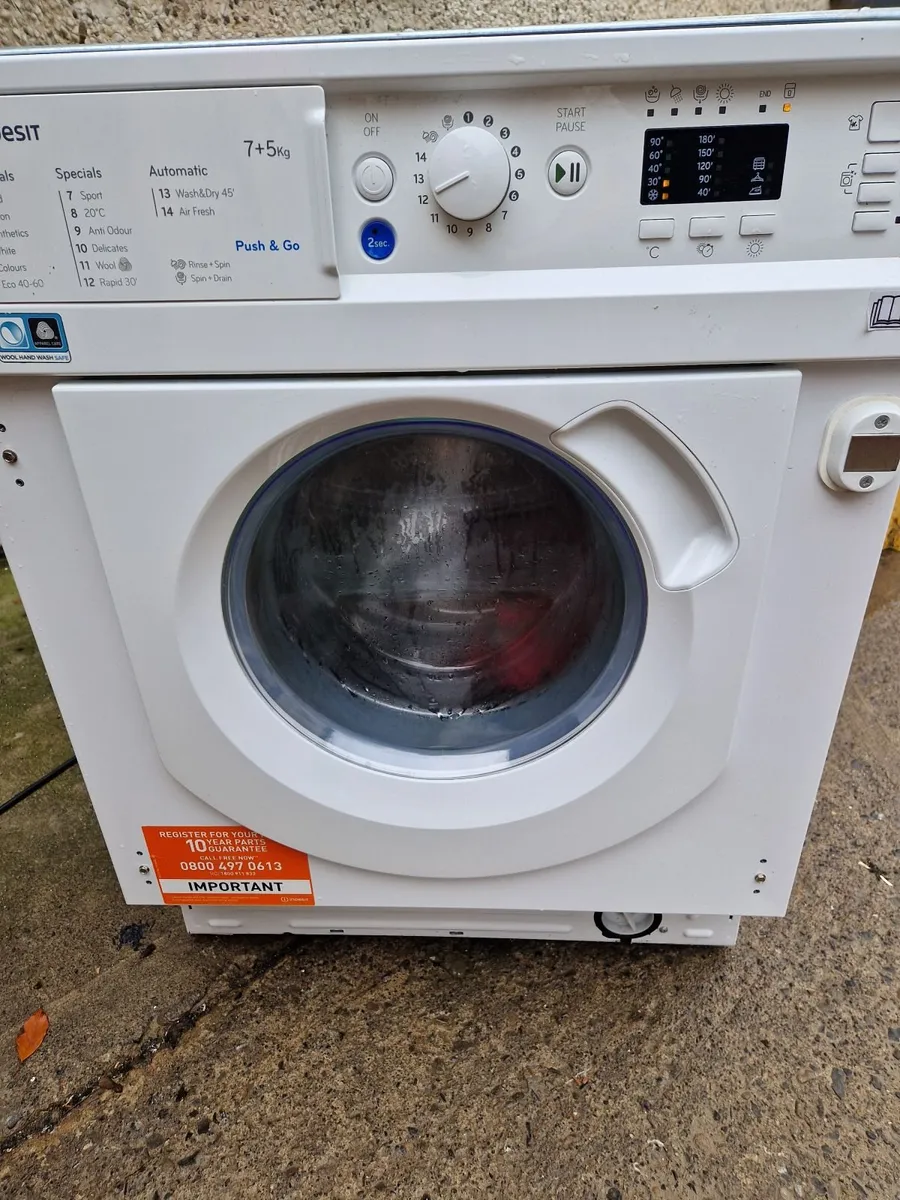 Indesit intergrated washing machine - Image 4
