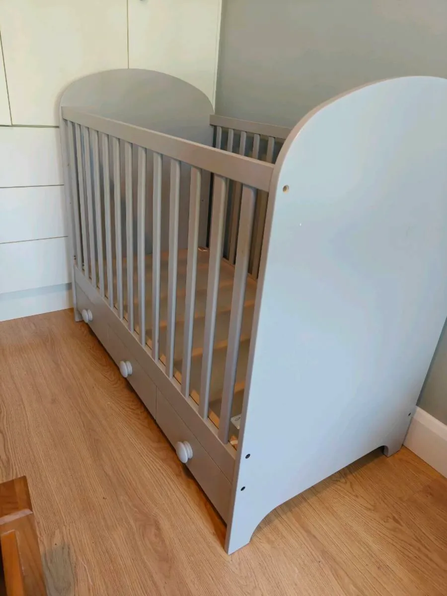 Cot - Image 4