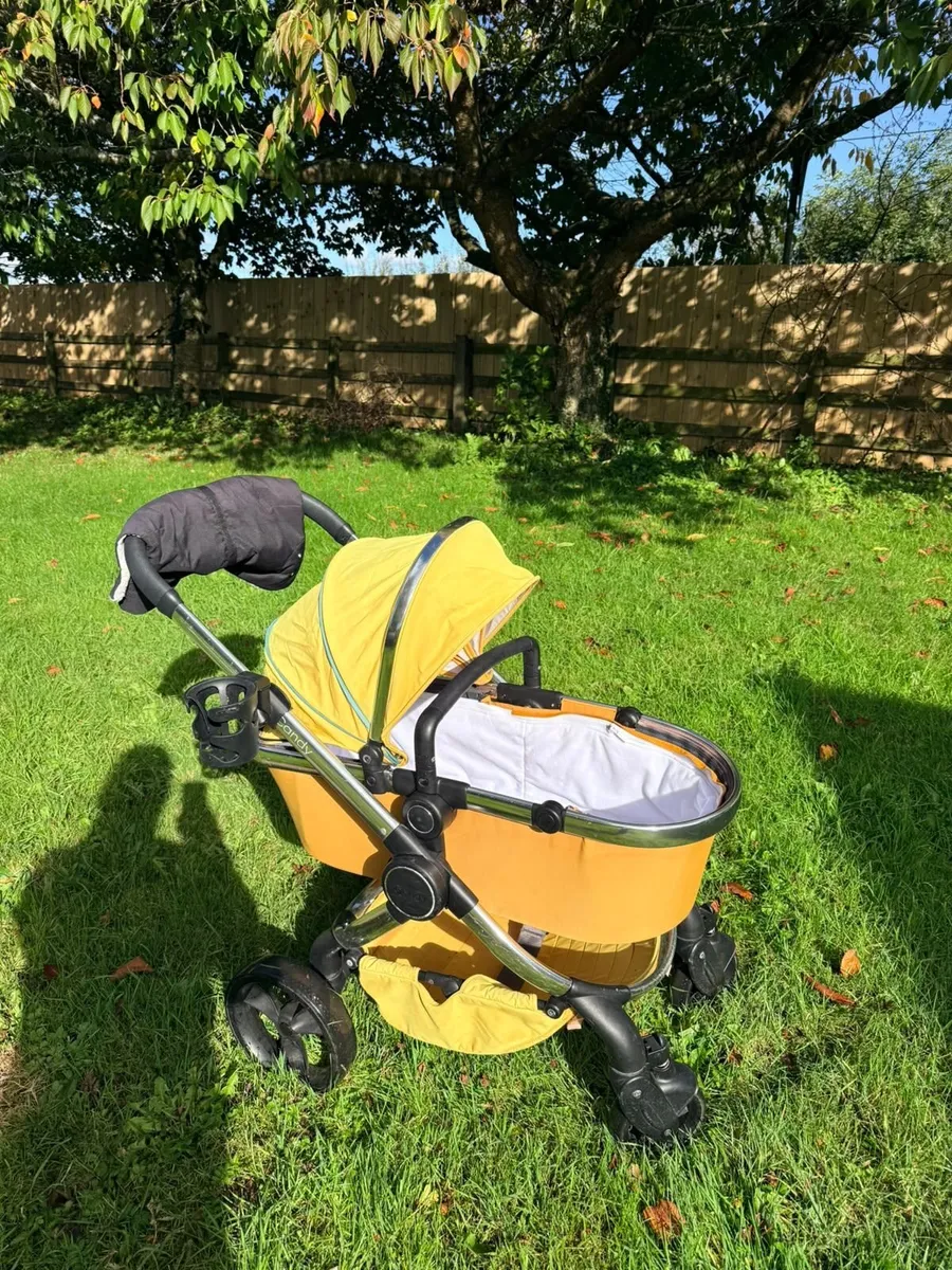 iCandy Pram & Pushchair Complete Bundle – Carrycot - Image 4
