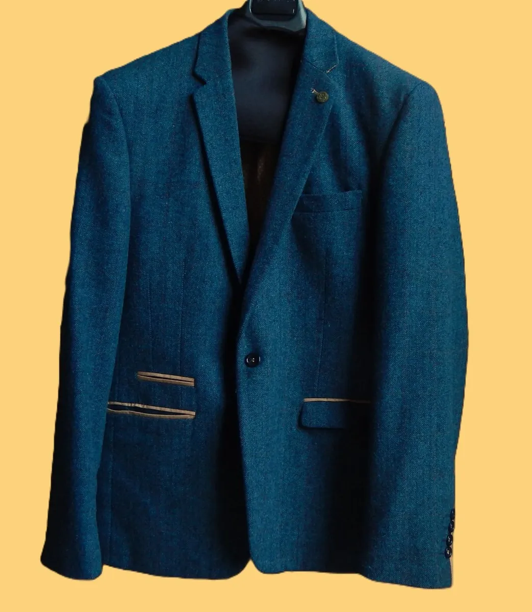 Gents Mark Darcy London Jacket, Size 44R - Image 1