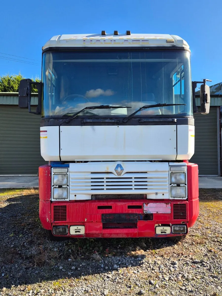 1995 Renault AE Magnum 420 Truck - Image 3
