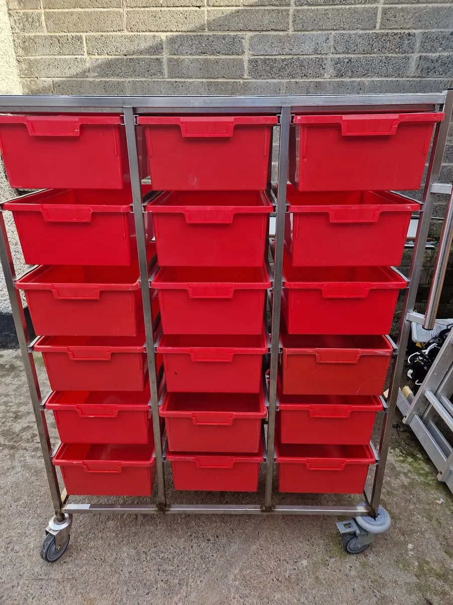 storage rack - Image 1