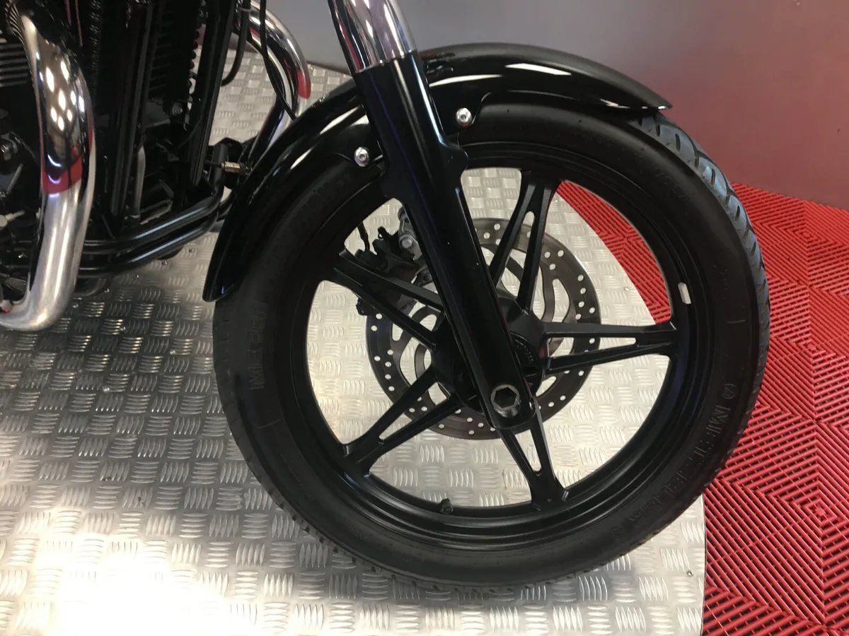 2016 triumph Speedmaster ''Like New'' - Image 2