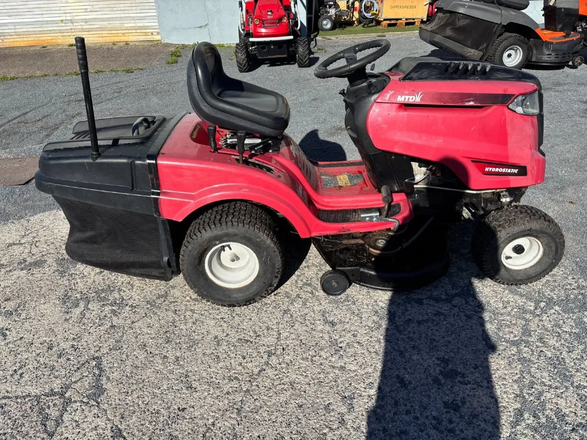 MTD 41" RIDE ON MOWER - FOR SALE - Image 4