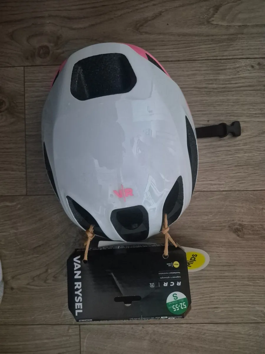 Van rysel bike helmet size small - Image 3