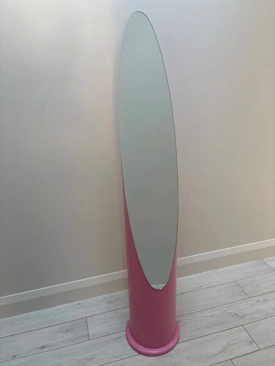 Mirror - Image 1