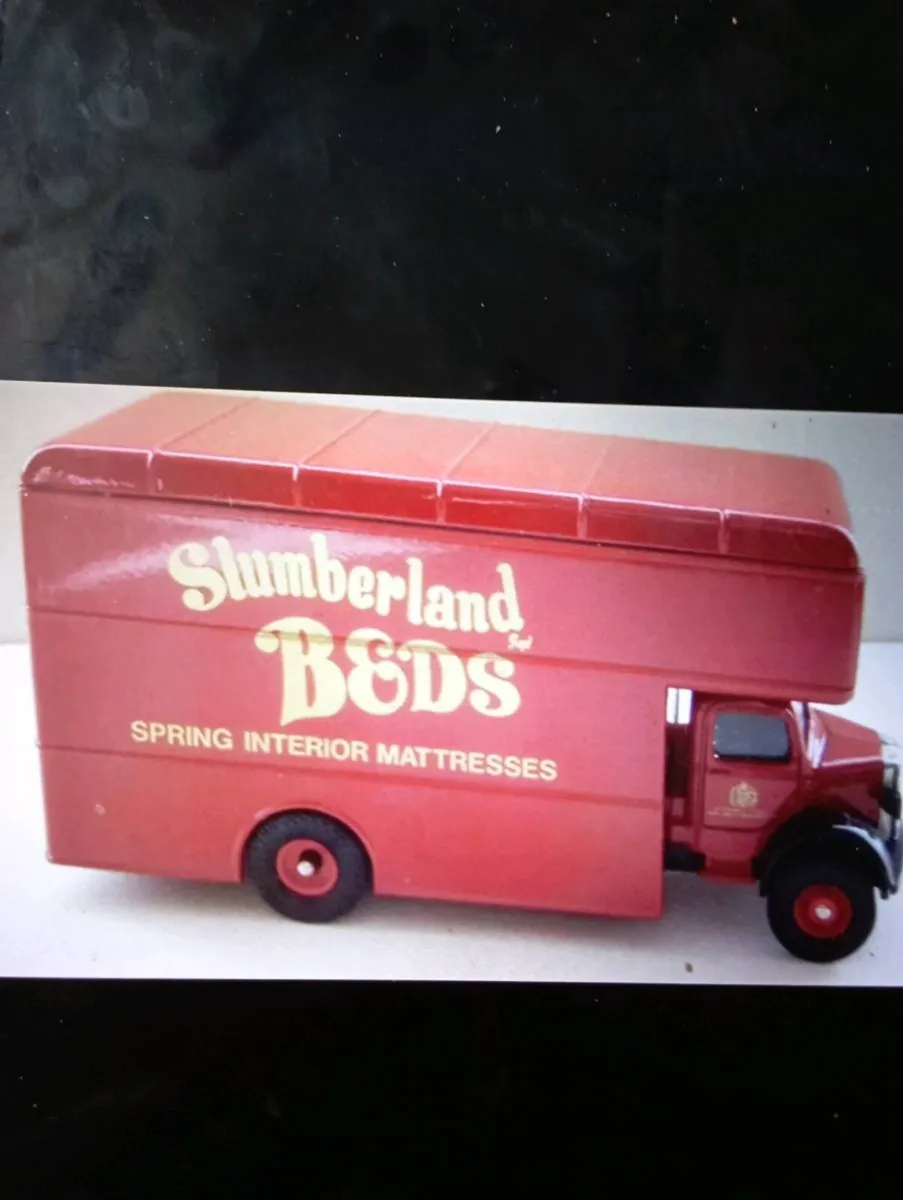 1991 CORGI CLASSIC DIE--CAST MODLE' TRUCK. - Image 3