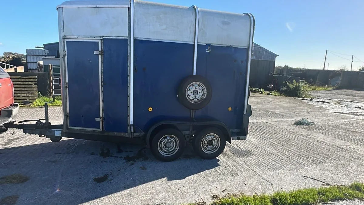 Horse Trailer - Image 1
