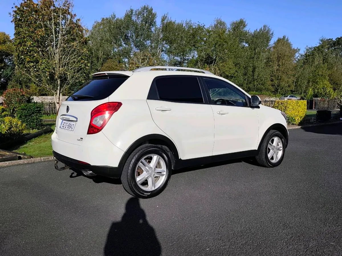 Ssanyoung d20t 4WD - Image 2
