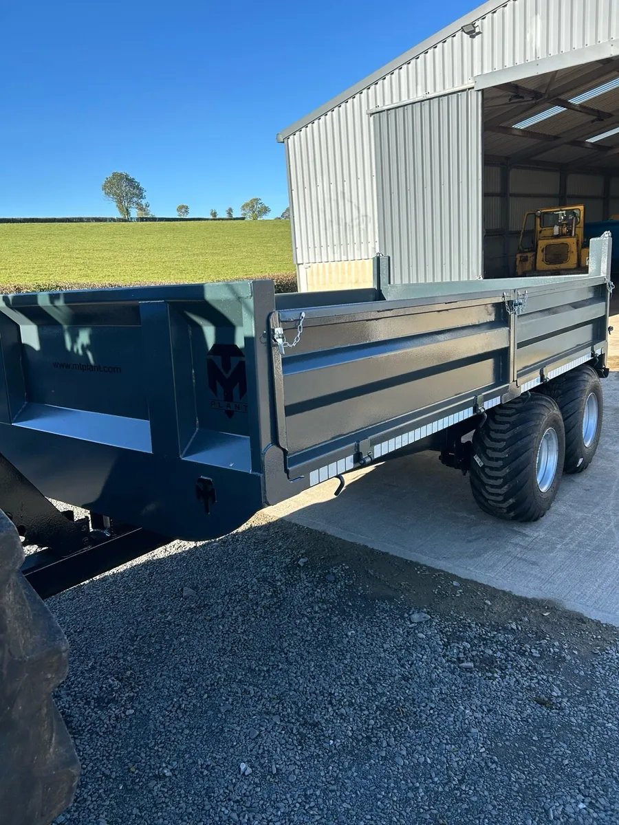 Tipping trailer - Image 1