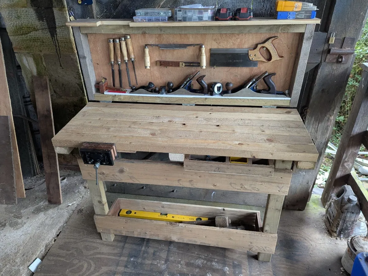 Folding Workbench with Vice - Image 1