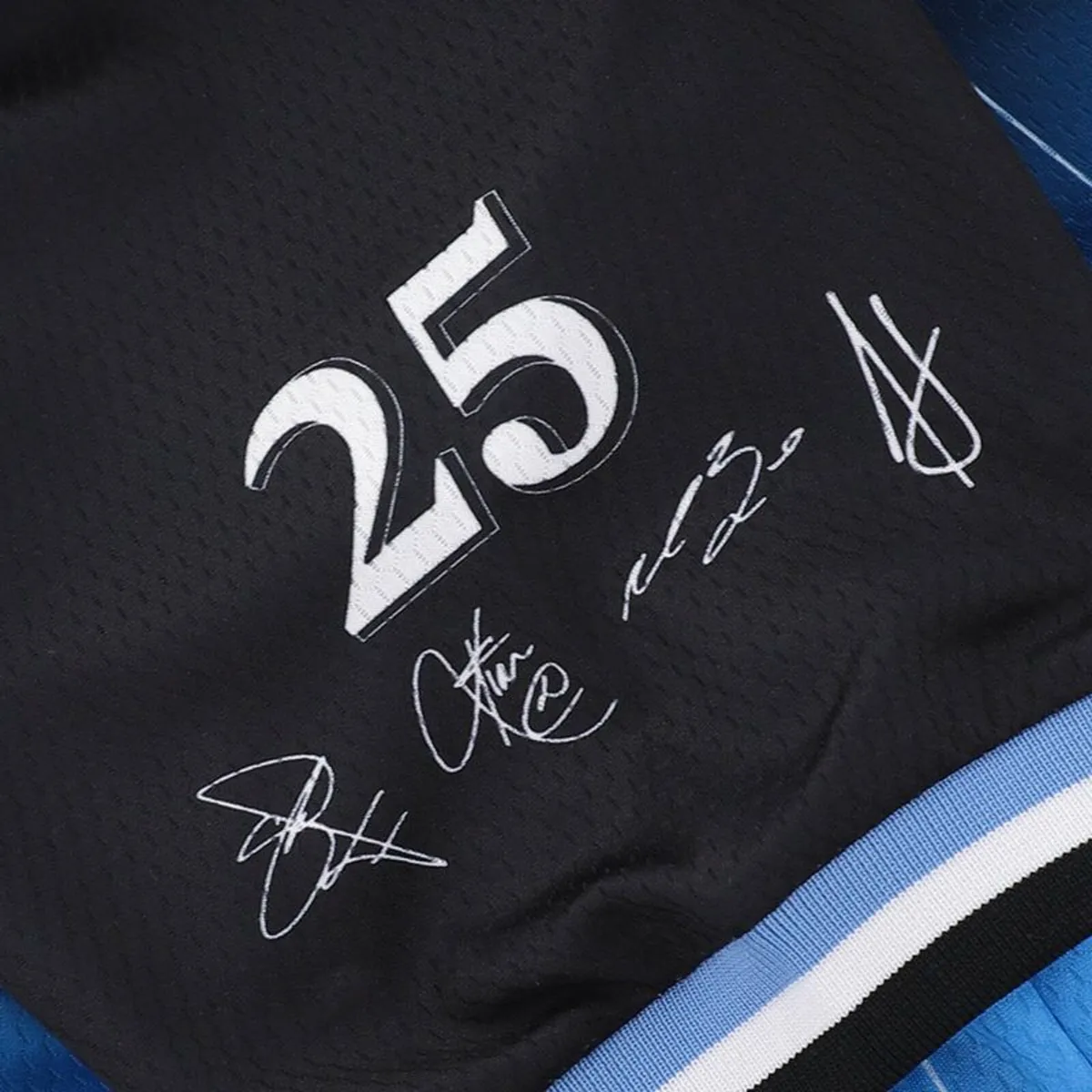 NEW  WESTLIFE JERSEY - Image 3