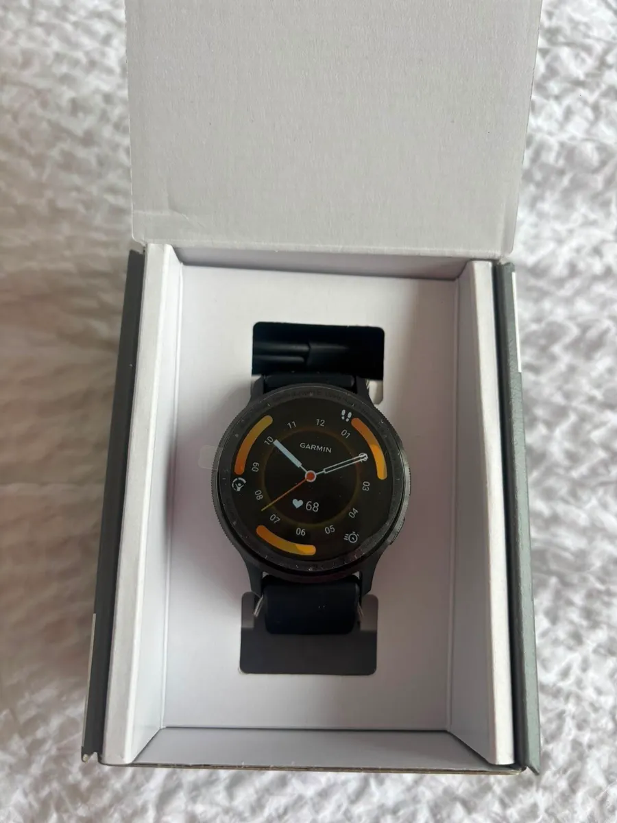 Garmin Venu 3 - Brand New - Image 2