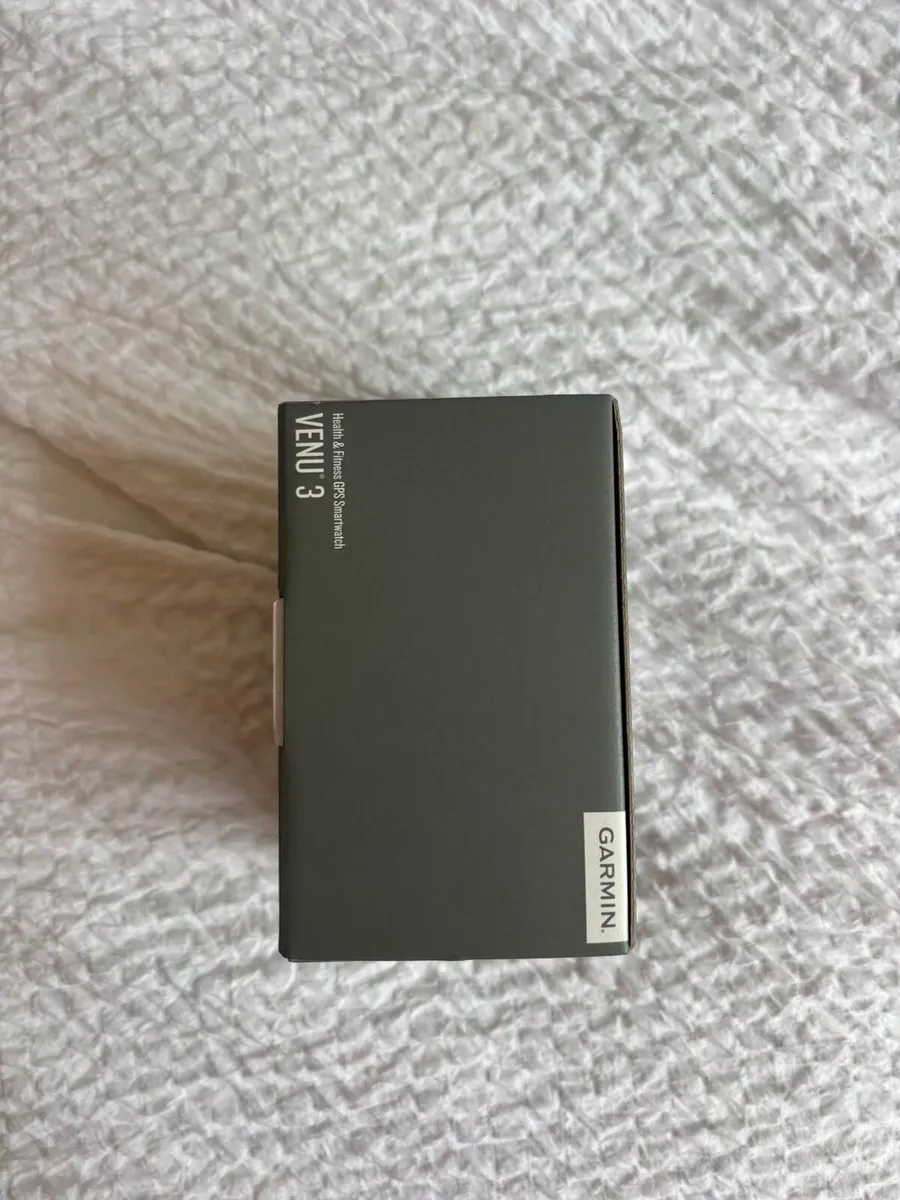 Garmin Venu 3 - Brand New - Image 4