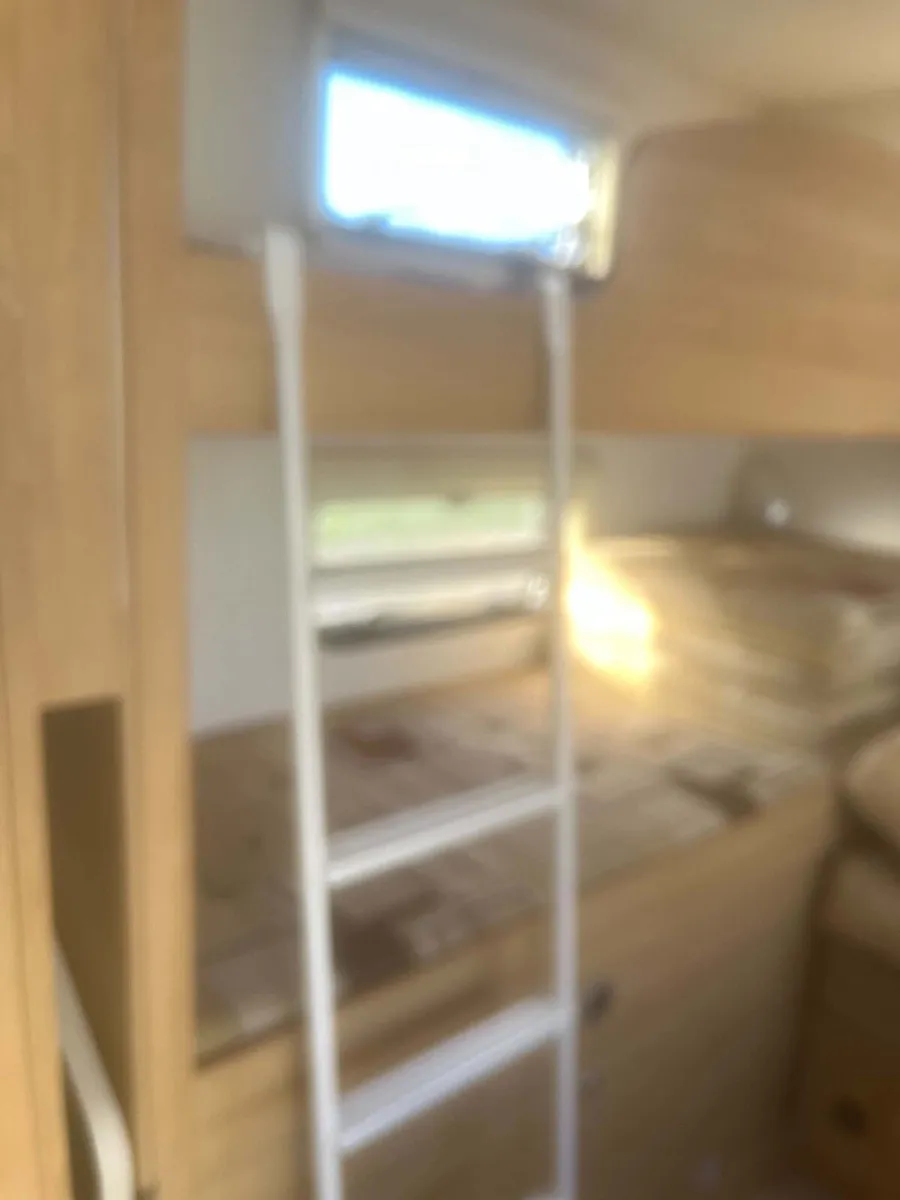 Lunar Quasar 546 - 6-berth family caravan - Image 2