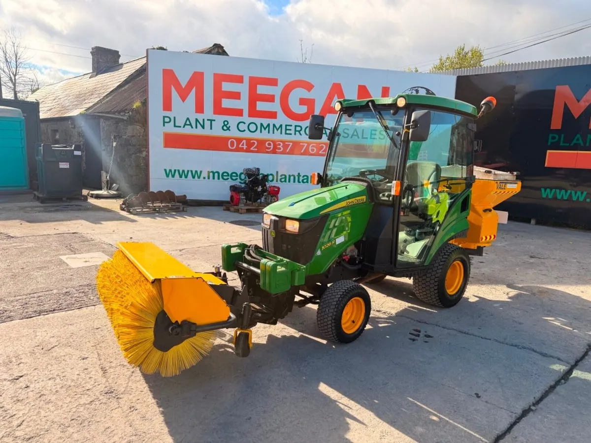 2019 John Deere 1026R Compact Tractor  Brush & Gri - Image 1