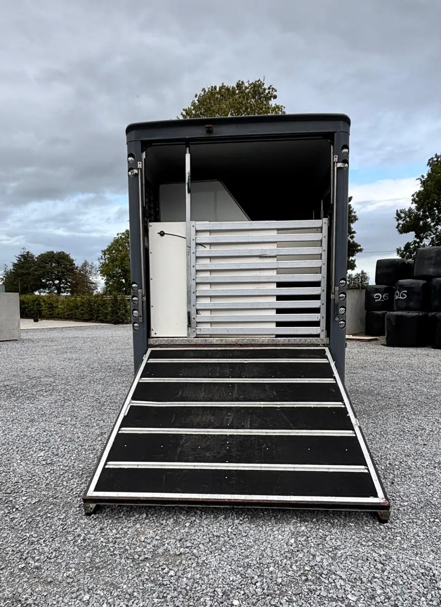 5 Horse Lorry / Truck - Image 4