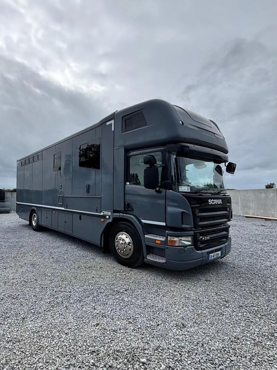 5 Horse Lorry / Truck - Image 1