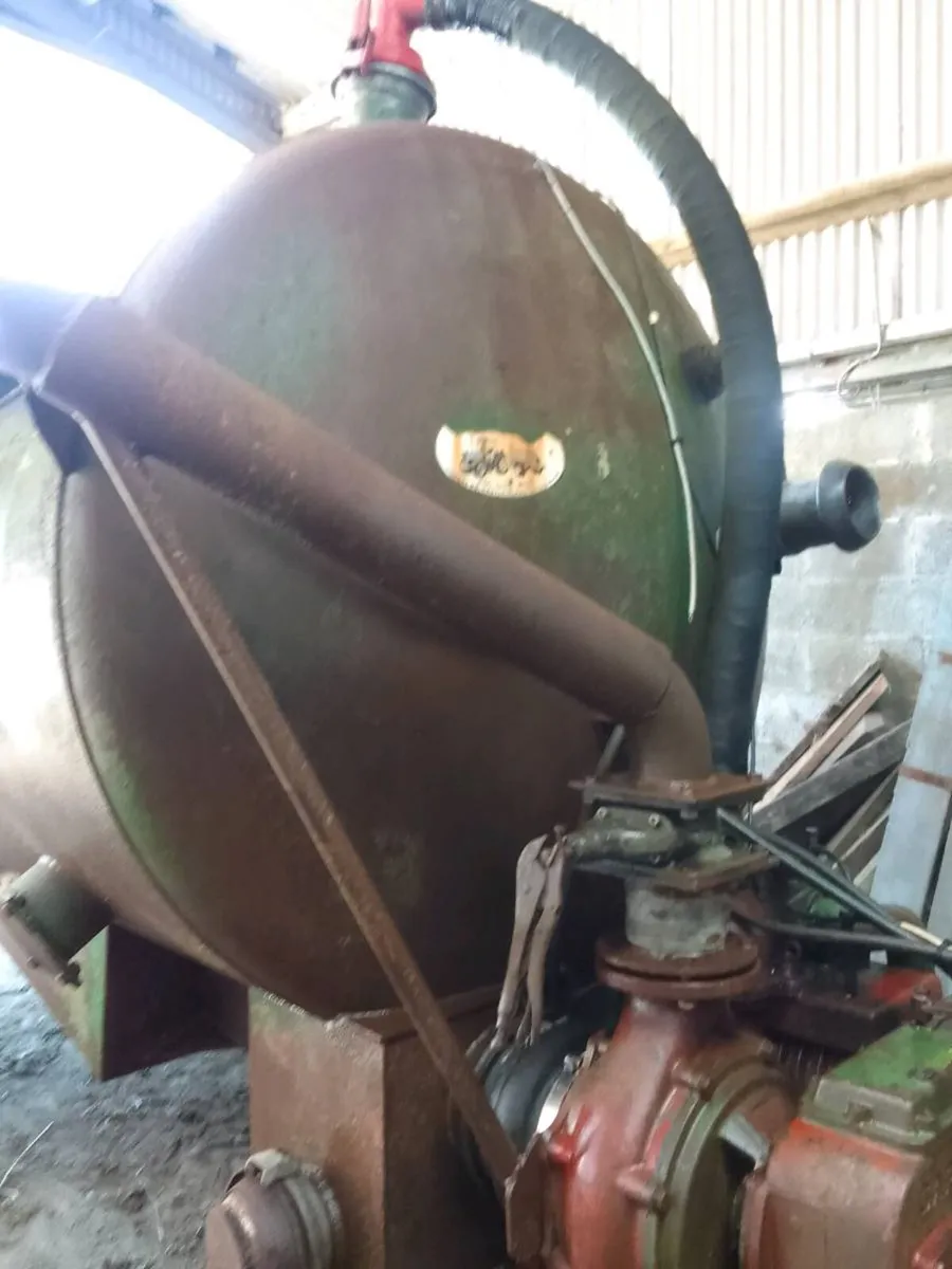 Slurry spreader with raingun - Image 3