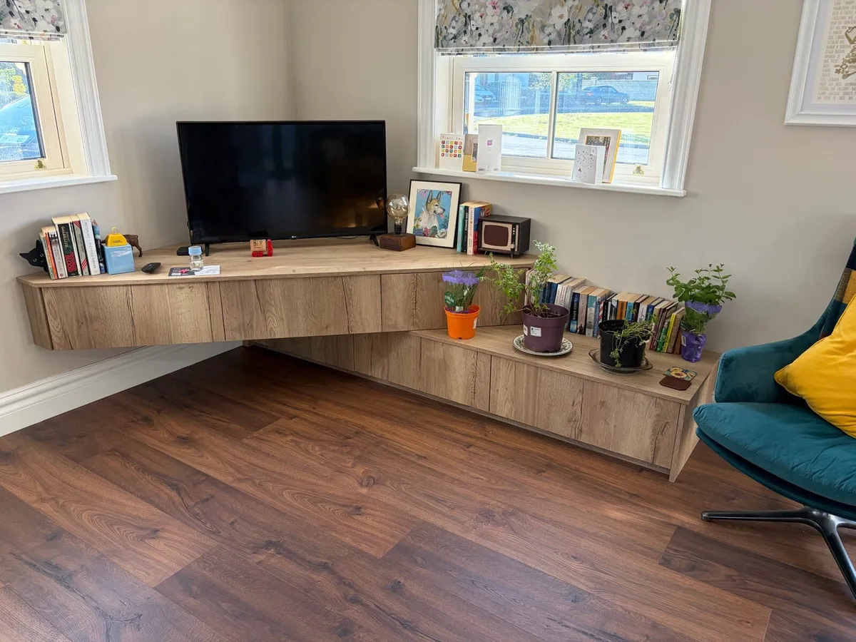 Tv Unit - Image 1