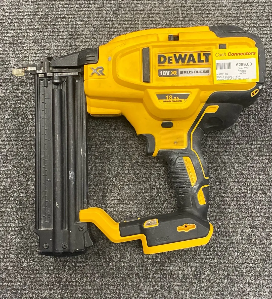 Dewalt DCN680N 18v Xr Nailer Bare - Image 1