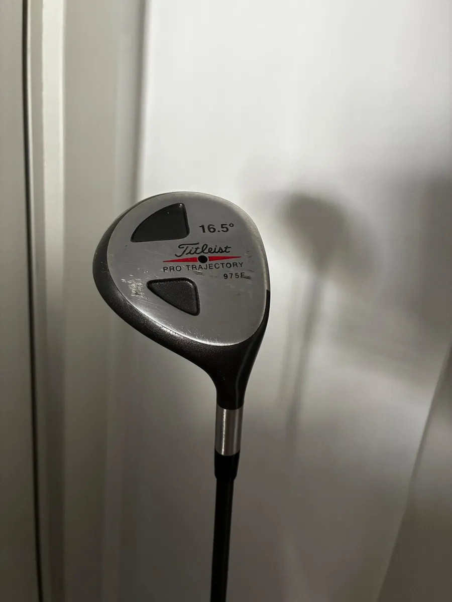 4 Wood - Image 1