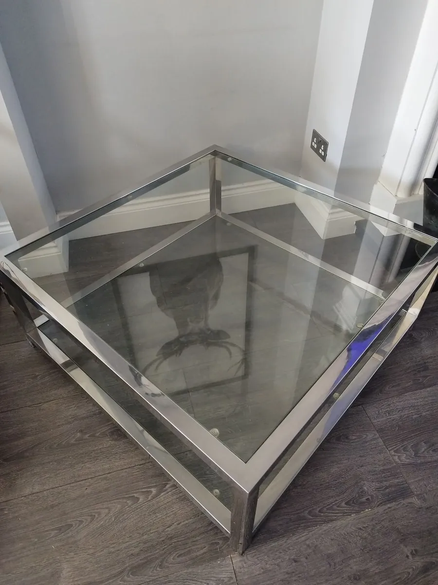 Coffee table - Image 1