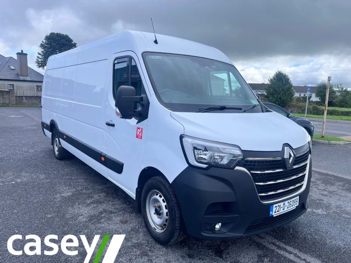 Renault Master RED EDITION VAN FWD 3T5 RTWD 2DR - Image 3