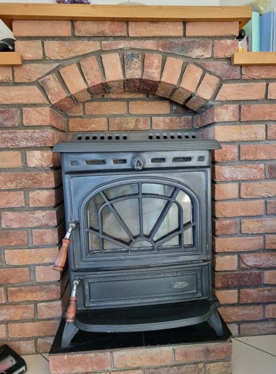 Solid fuel Stanley Tara Stove with back boiler